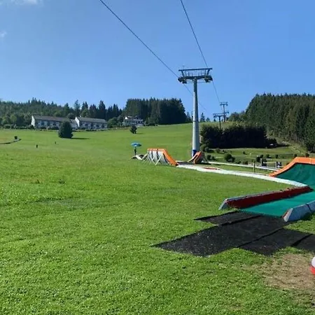 Spacious Near Willingen With Garden Apartment